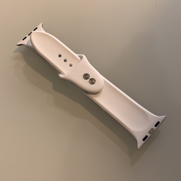 NEW - Nike cool Apple Watch band - 38/40 or 42/44 - Picture 4 of 8